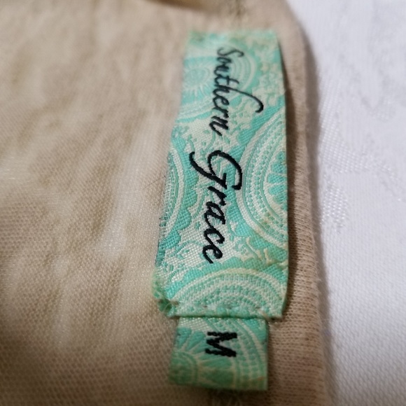 Southern Grace Blk/Beige Lace Tee Shirt Sz M EUC - Picture 4 of 4